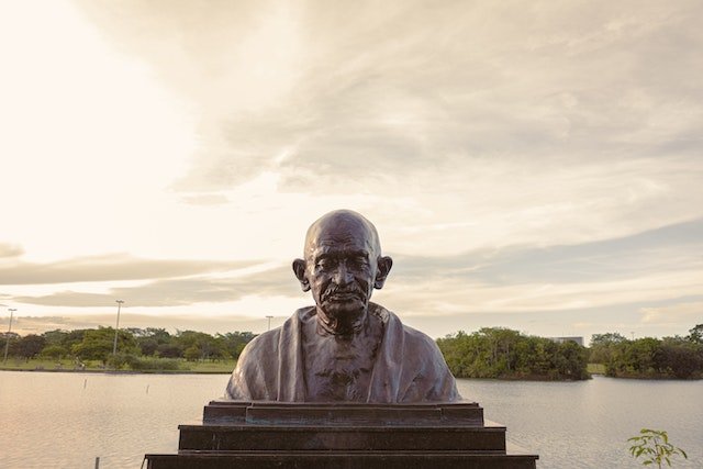 सत्य की खोज महात्मा गांधी